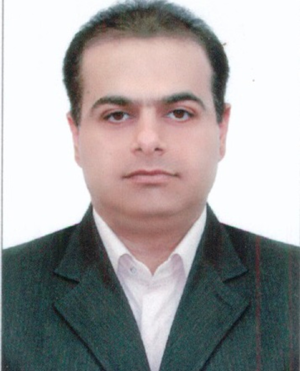 مدیر گروه آموزش خلبانی آقای حمید احمدی